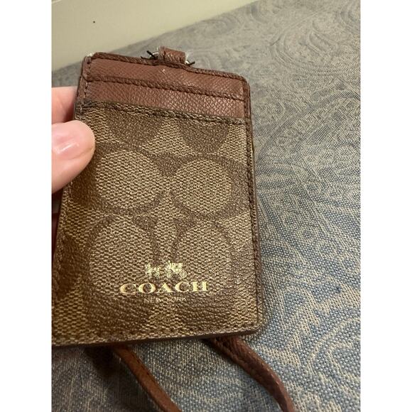 Coach ID lanyard - used - Picture 3 of 6